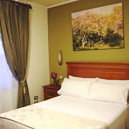 Hotel Millenium Tirana Cameră foto